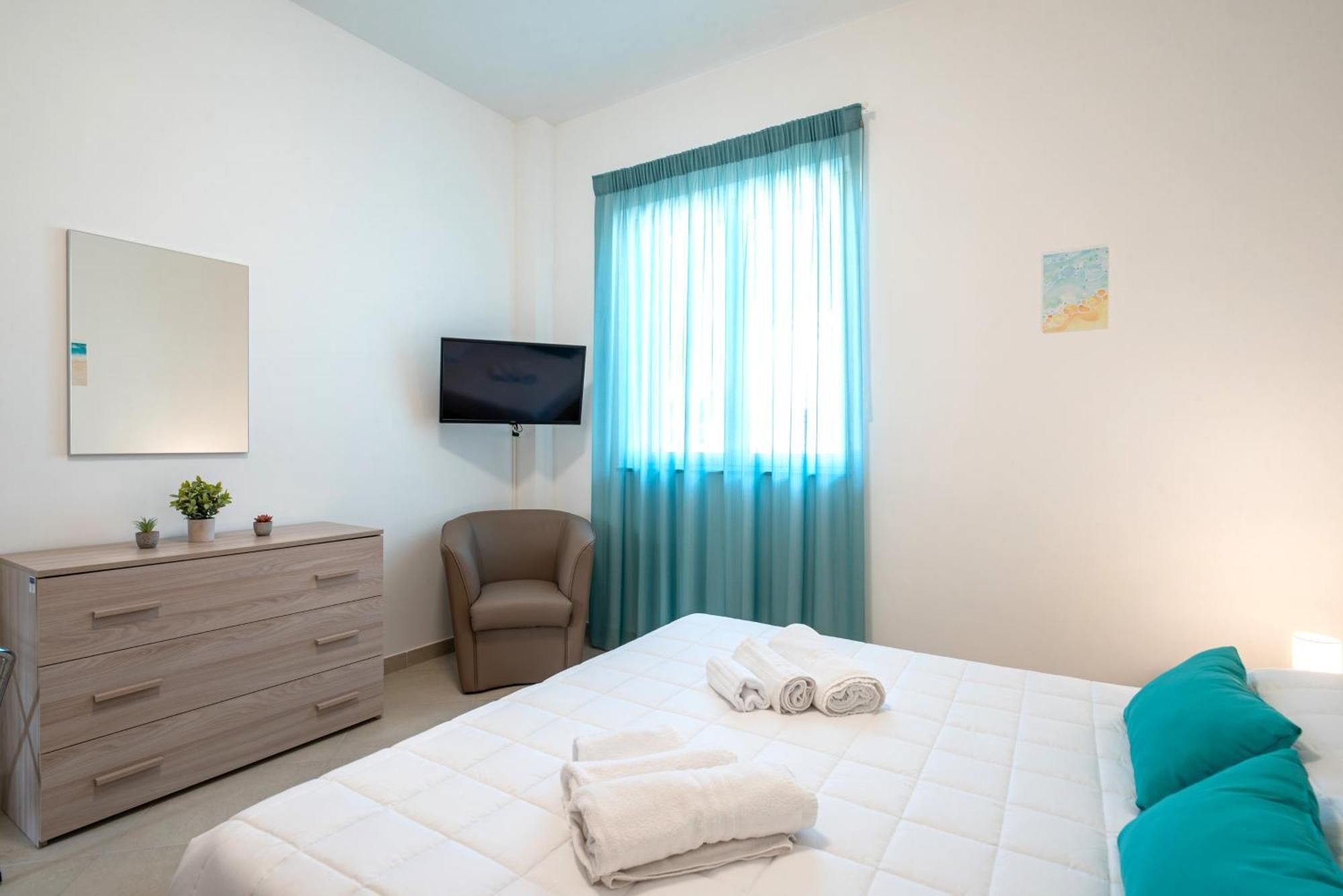 Icaro Residence Apartments With A Beautiful Pool ซานตากาตา ดี มิลลิเตลโล ภายนอก รูปภาพ
